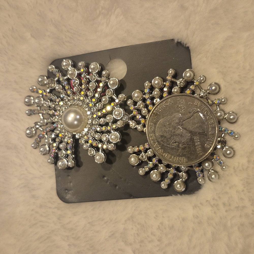 Silver Pearl Burst Statement Earrings - Picture 2 of 2